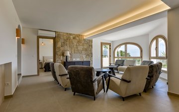 Property slide 10