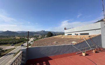 Property slide 44