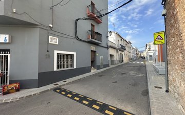 Property slide 8