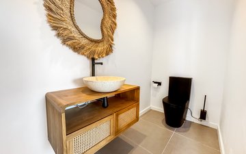 Property slide 25