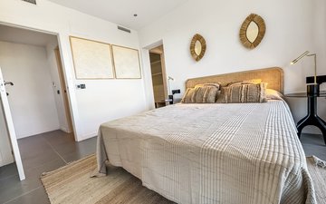 Property slide 16