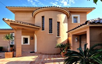 Property slide 15