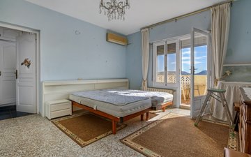 Property slide 12