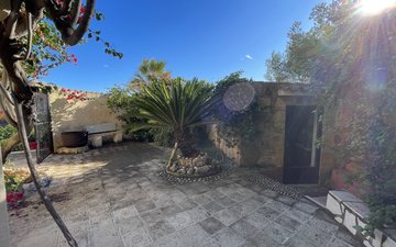 Property slide 25