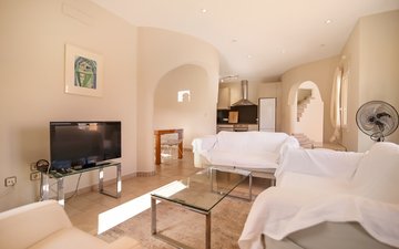 Property slide 6
