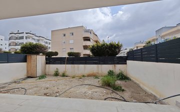 Property slide 18