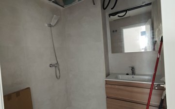 Property slide 22