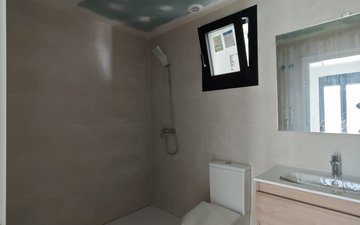 Property slide 21