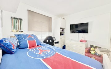 Property slide 20