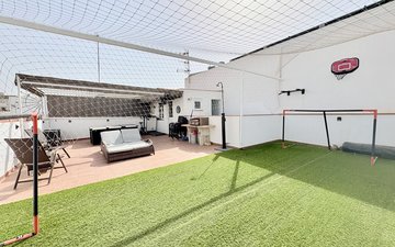 Property slide 29