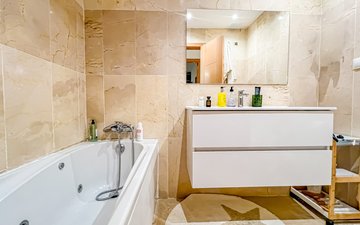 Property slide 10