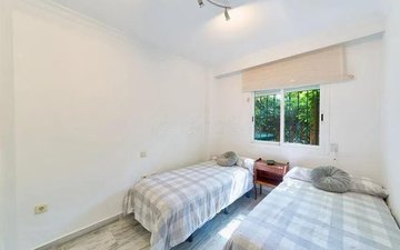 Property slide 10