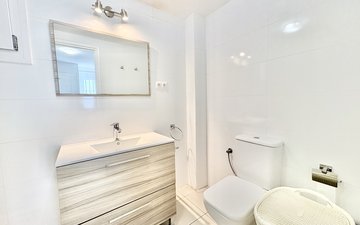Property slide 25