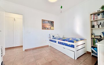 Property slide 18