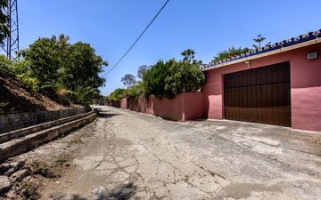 Property slide 29