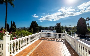Property slide 30