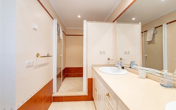 Property slide 40