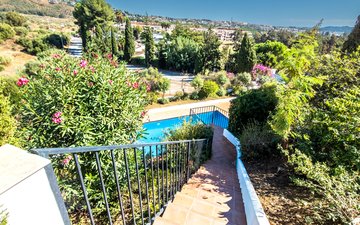 Property slide 51