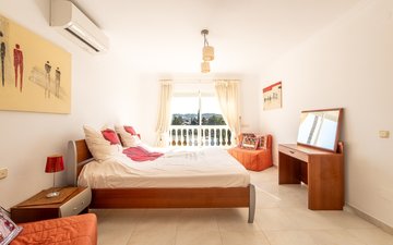 Property slide 35