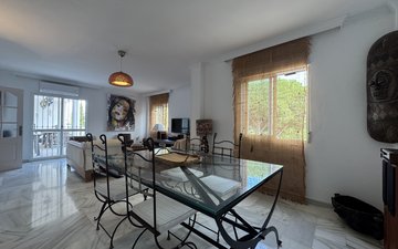 Property slide 32