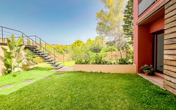 Property slide 40