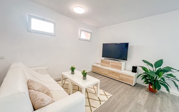 Property slide 46