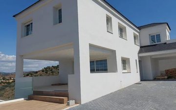 Property slide 21