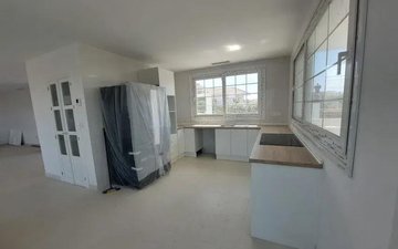 Property slide 7