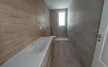 Property slide 31