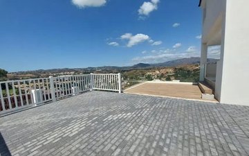 Property slide 22