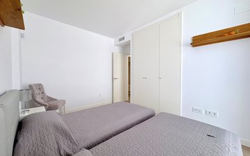 Property slide 22