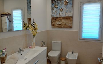 Property slide 16