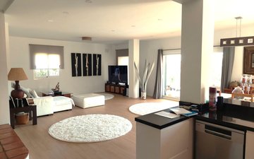 Property slide 18