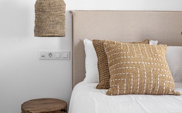 Property slide 18