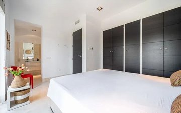 Property slide 33