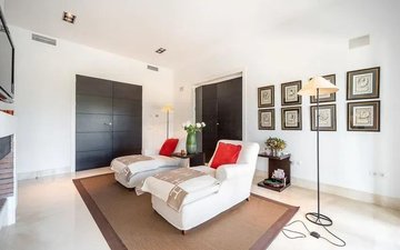 Property slide 10