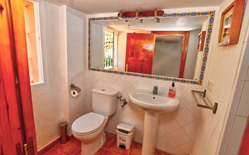 Property slide 16