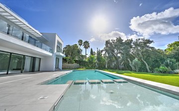 Property slide 25