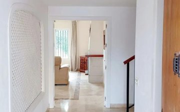 Property slide 10