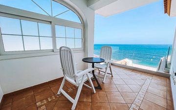 Property slide 20