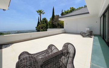 Property slide 18