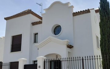 Property slide 18