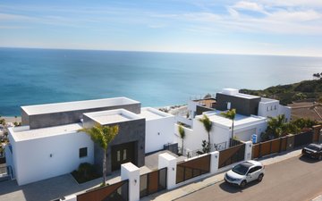 Property slide 29