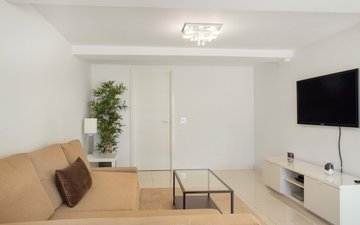 Property slide 32