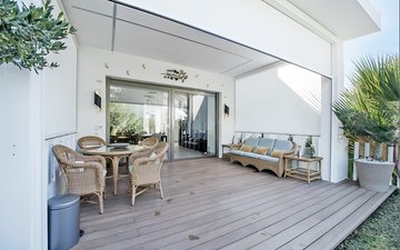 Property slide 17