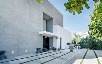 Property slide 19