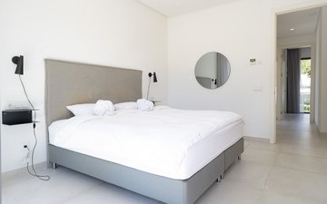 Property slide 16