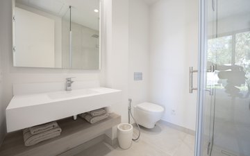 Property slide 24
