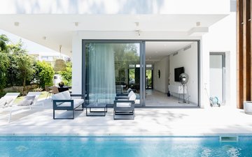 Property slide 28
