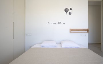 Property slide 18